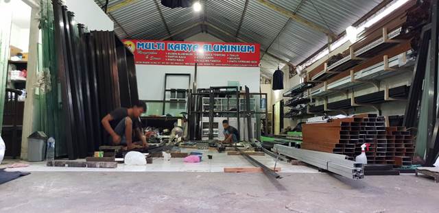 toko kusen aluminium denpasar bali